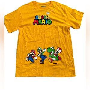 Super Mario Licensed Nintendo Shirt size large